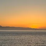 Canary Sunset דירה *